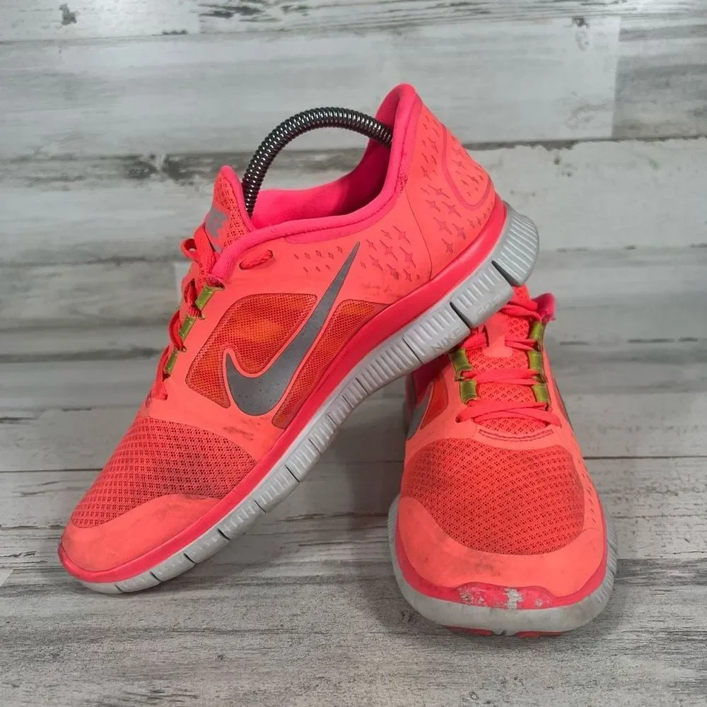Nike Women's Punch Pink Free Run Training Shoes Size 9.5_5
